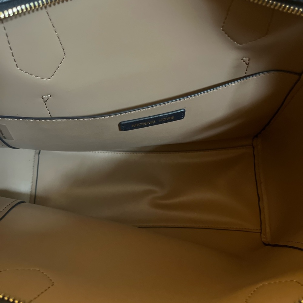 Michael Kors tote